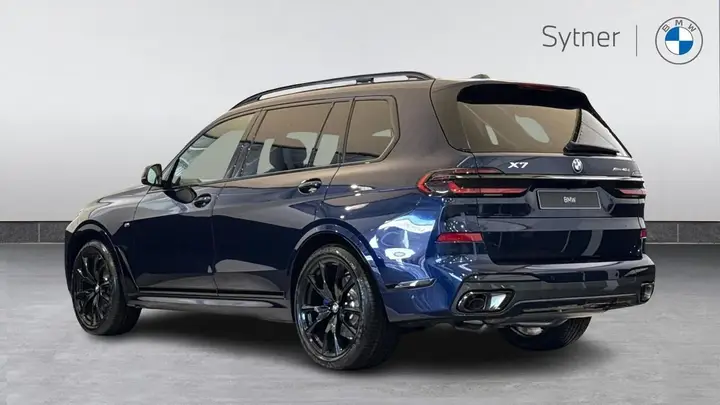 BMW X7 2026 photo 2