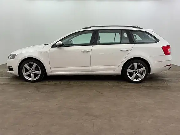 Skoda Octavia 2018 photo 3