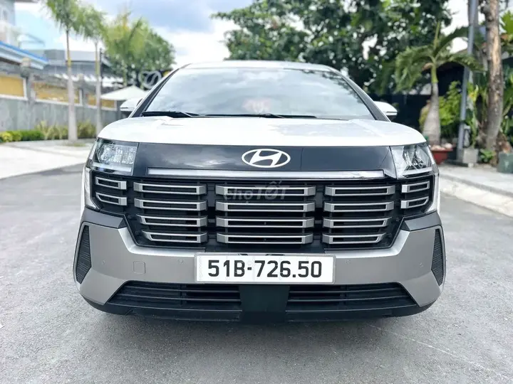 Hyundai Stargazer