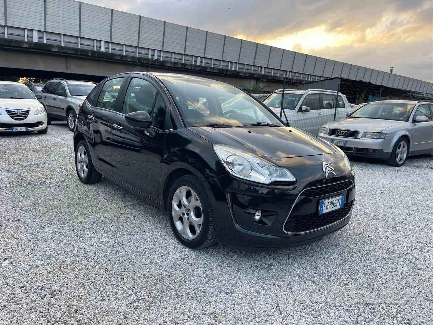 Citroen C3 2012 photo 3