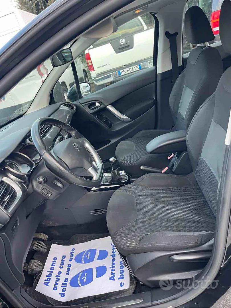Citroen C3 2012 photo 4