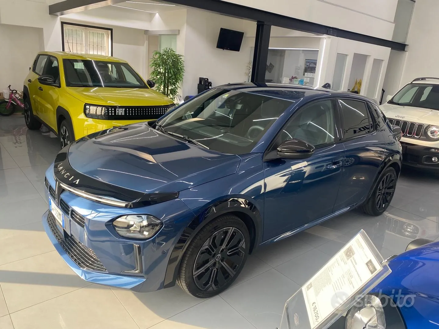 Lancia Ypsilon 2024 photo 3