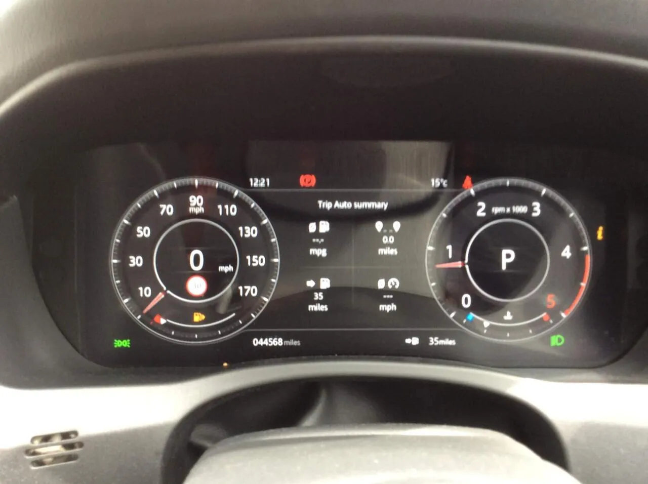 Jaguar Xe 2020 photo 5