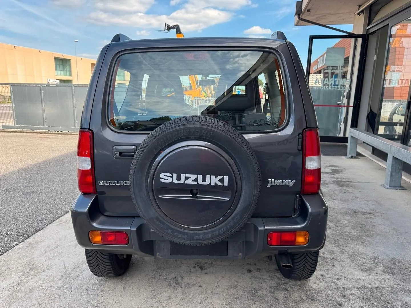 Suzuki Jimny 2011 photo 3