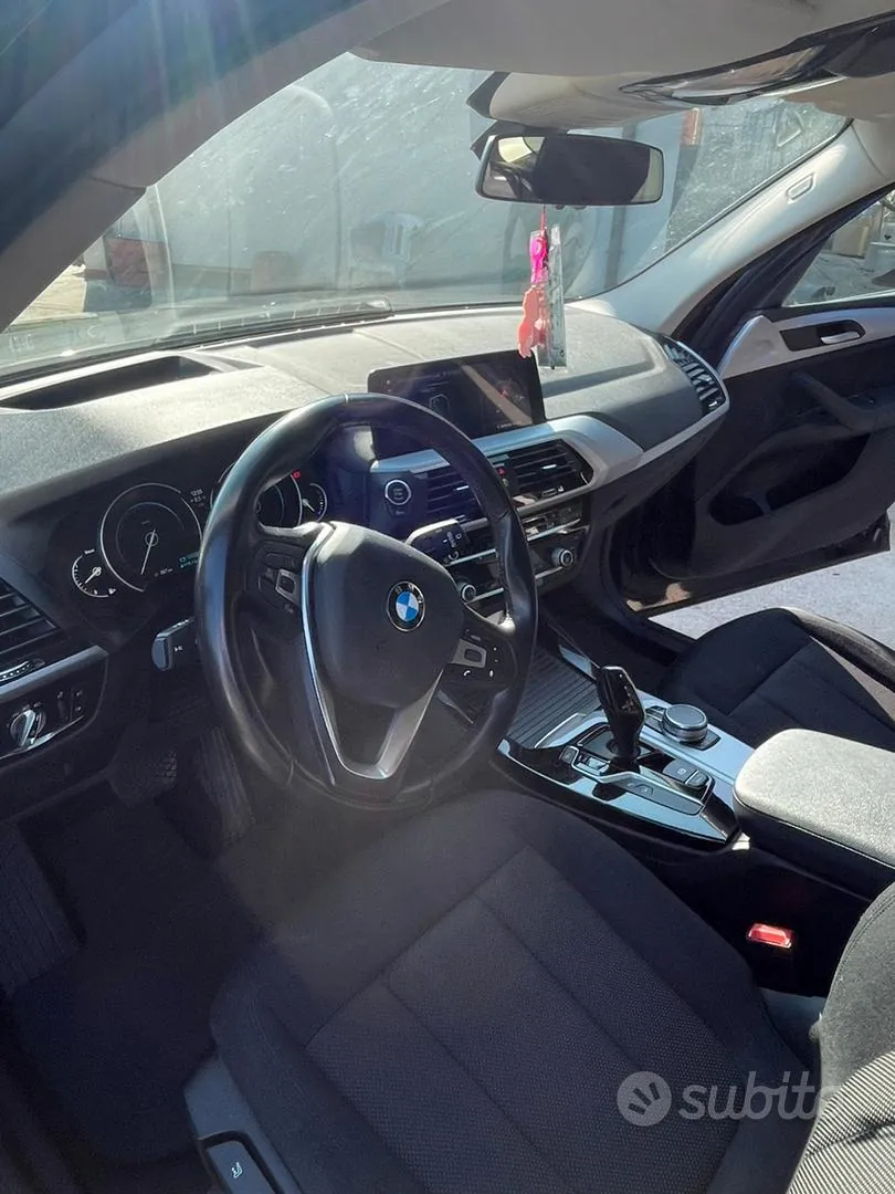 BMW X3 2018 photo 3