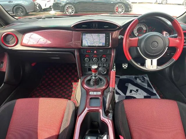 Toyota 86 2014 photo 2