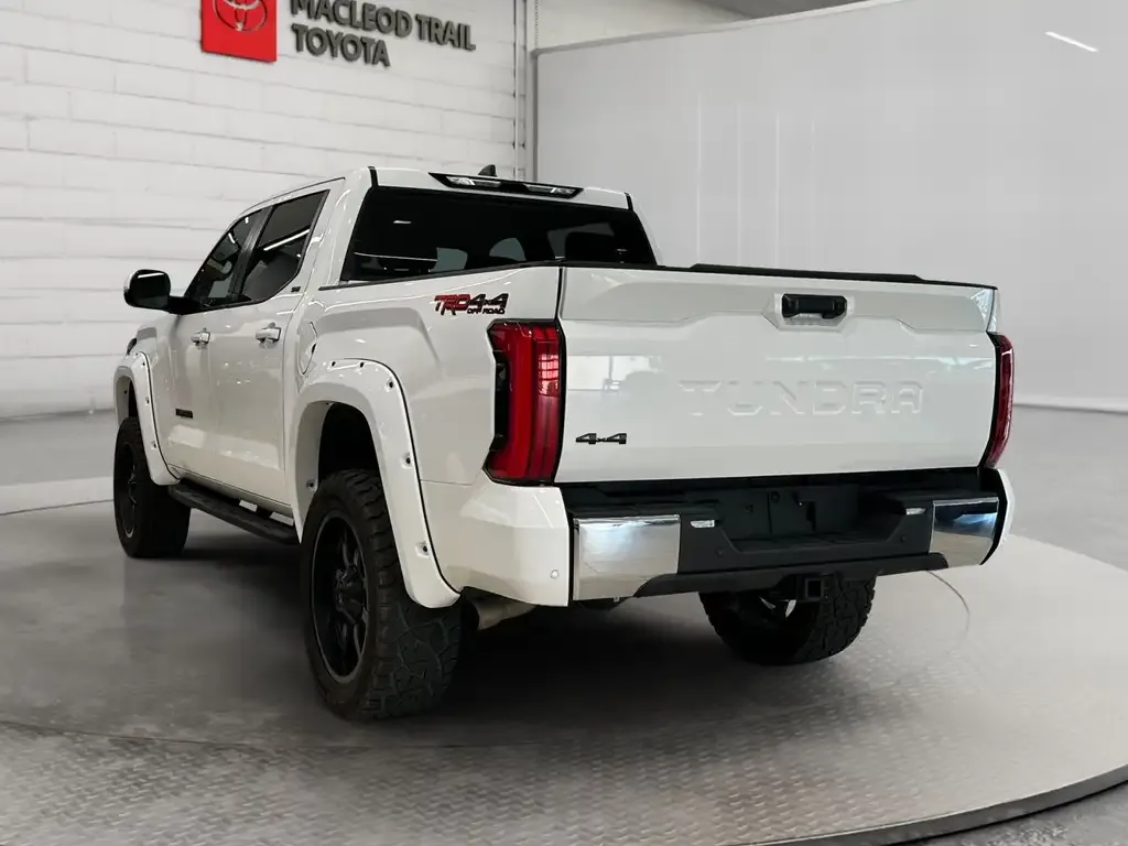 Toyota Tundra 2024 photo 3