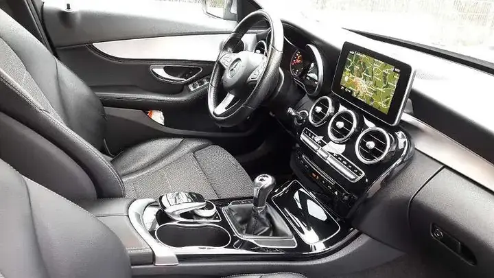 Mercedes-Benz C-Class 2015 photo 2