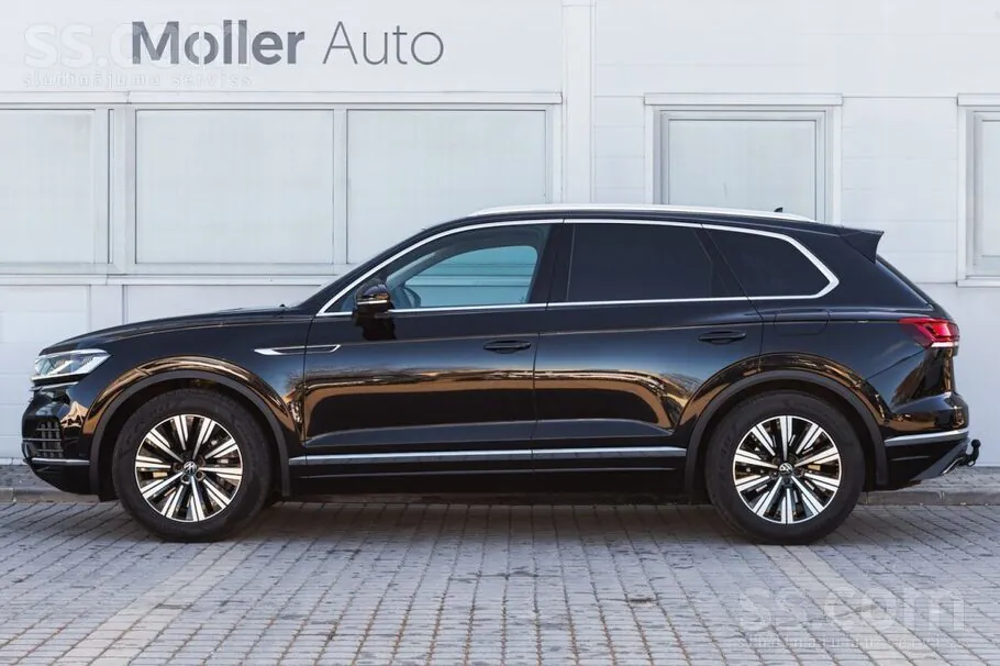 Volkswagen Touareg 2021 photo 2