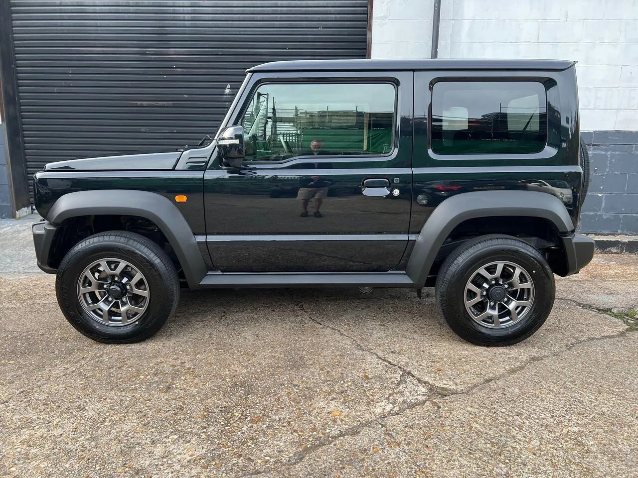 Suzuki Jimny 2025 photo 5