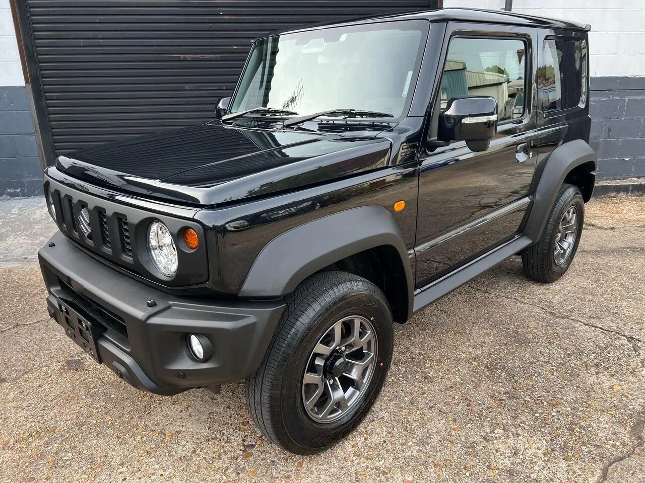 Suzuki Jimny 2025 photo 3