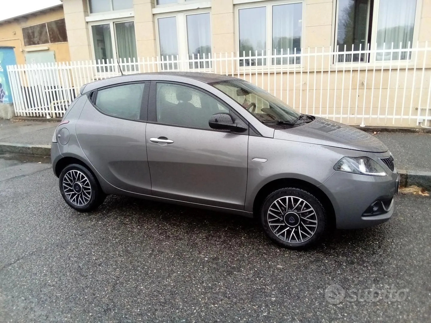 Lancia Ypsilon 2024 photo 3