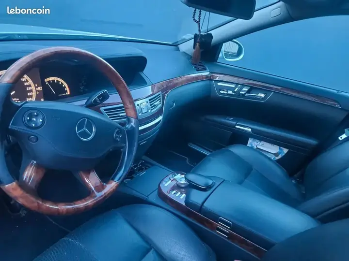 Mercedes-Benz S-Class 2008 photo 3