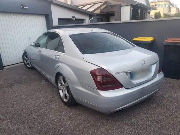 Mercedes-Benz S-Class 2008 photo 2