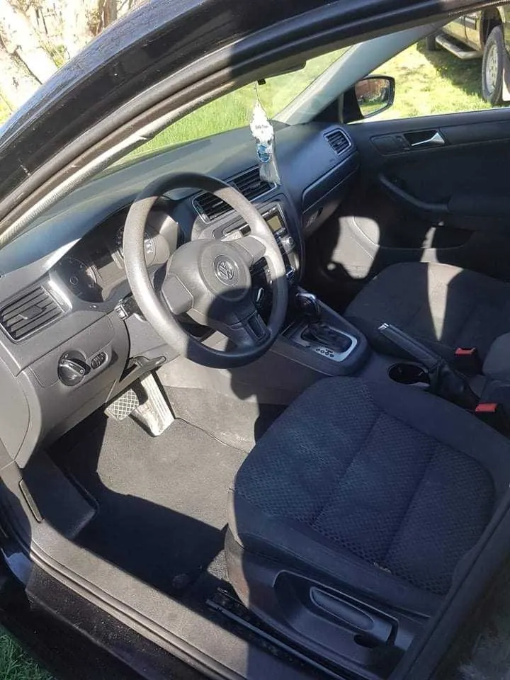 Volkswagen Jetta 2011 photo 5