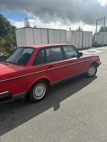 Volvo 240 1993 photo 3