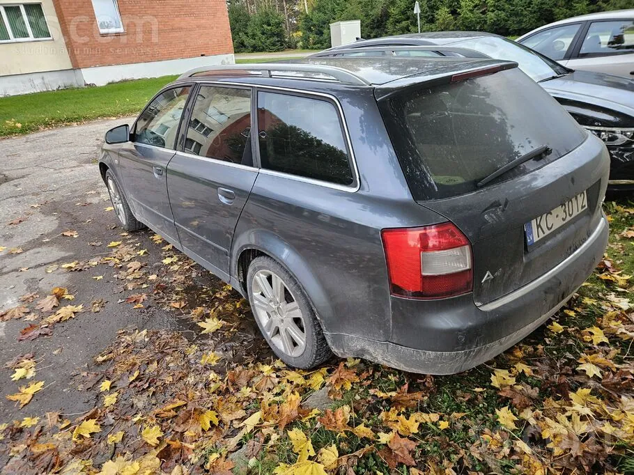 Audi A4 2002 photo 2