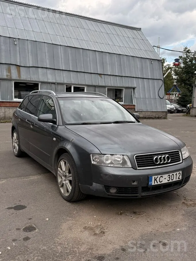 Audi A4 2002 photo 4