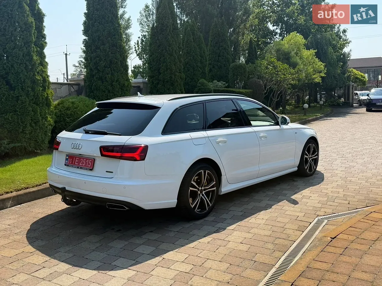 Audi A6 2015 photo 4