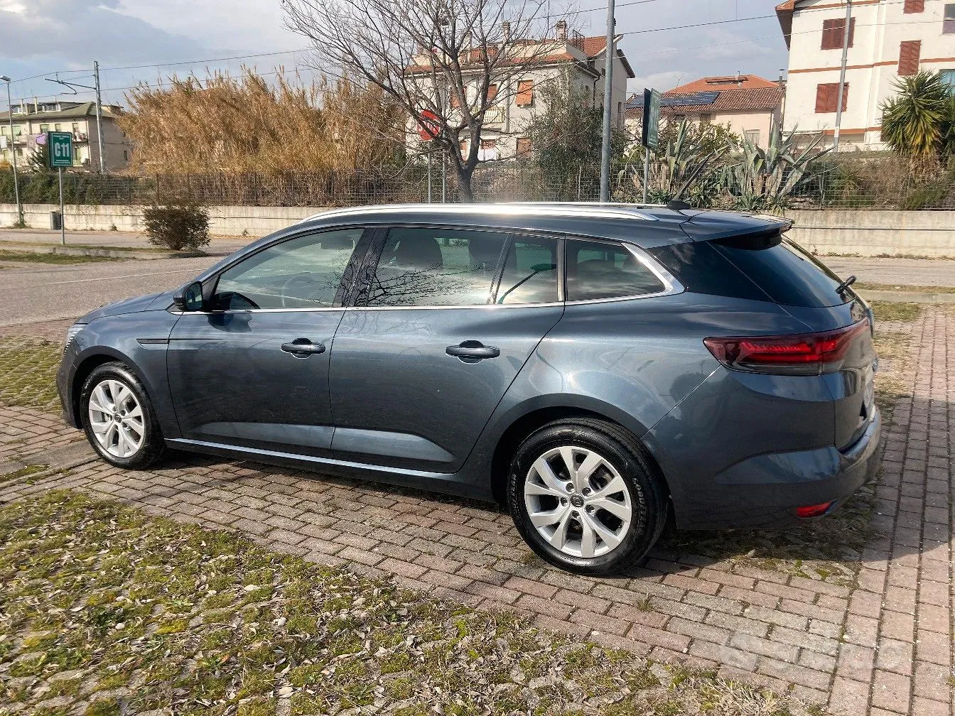 Renault Megane 2022 photo 4