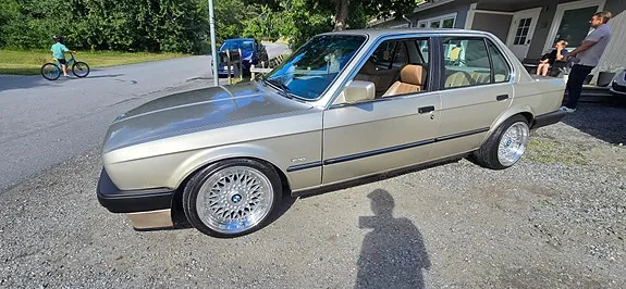 BMW 325E