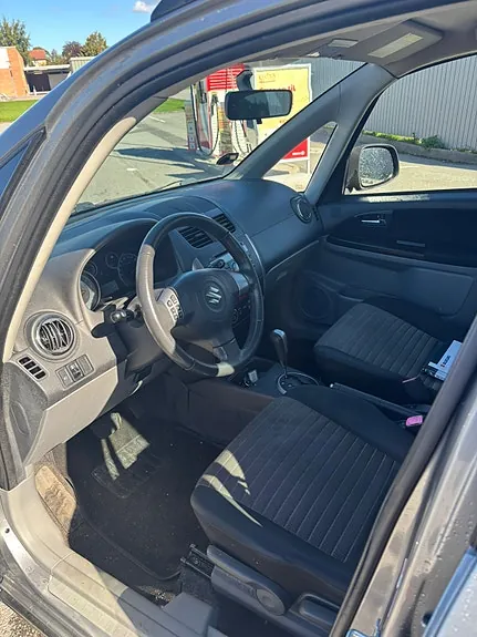 Suzuki Sx4 2011 photo 4