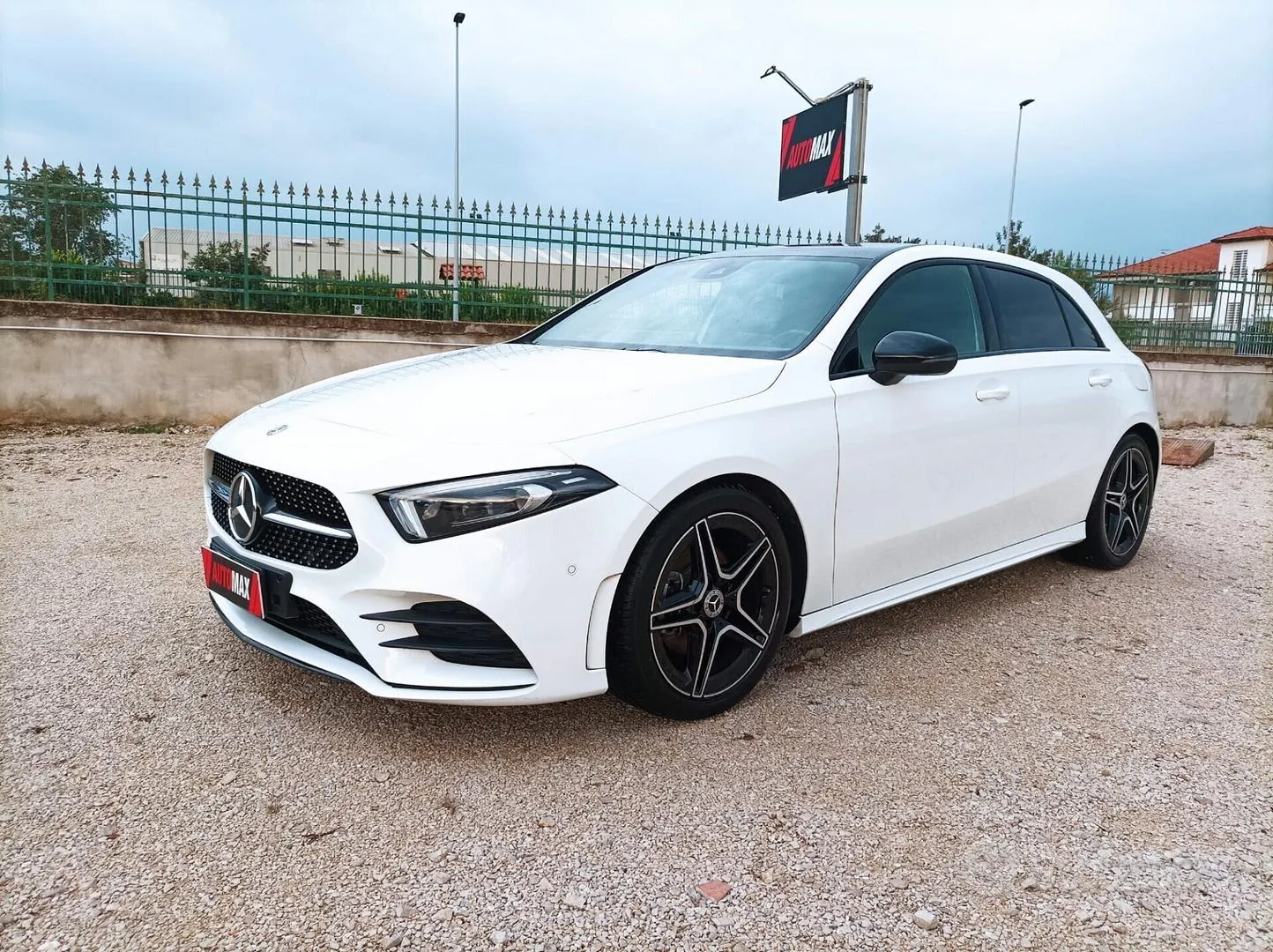Mercedes-Benz A 180