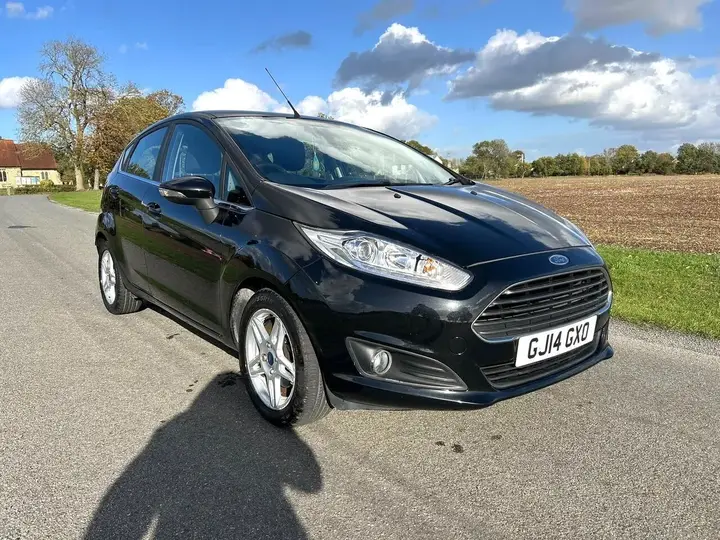 Ford Fiesta 2014 photo 3