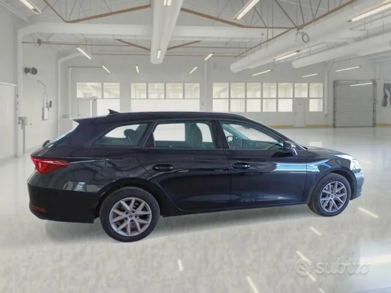 Seat Leon 2024 photo 3