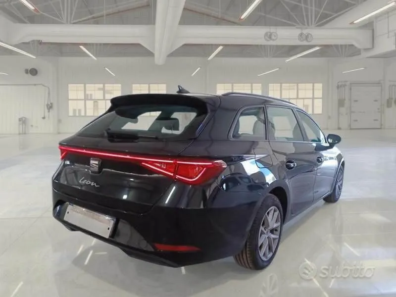Seat Leon 2024 photo 4