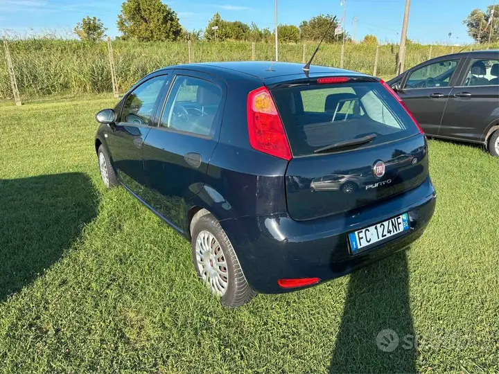 Fiat Punto 2016 photo 5