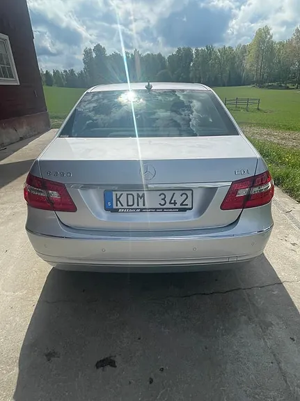 Mercedes-Benz E250 2009 photo 4