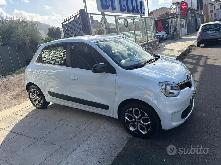 Renault Twingo 2022 photo 2