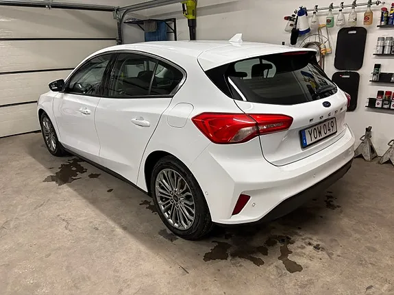 Ford Focus 2019 photo 2