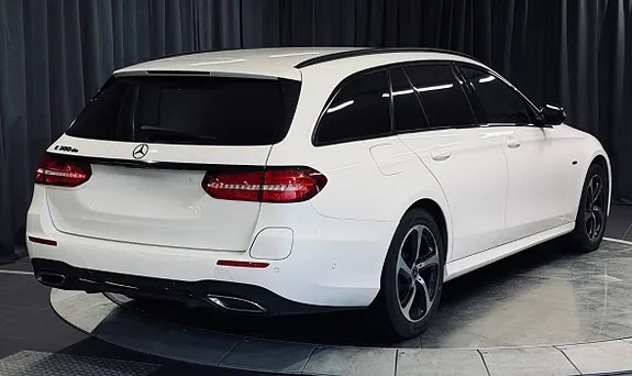 Mercedes-Benz E300 De 2020 photo 4