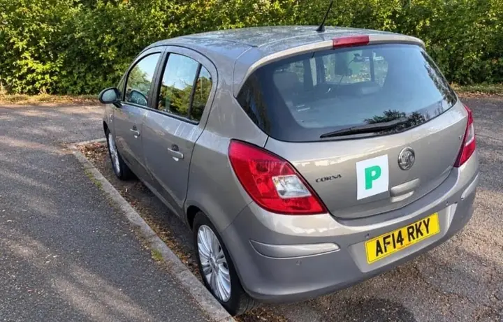 Vauxhall Corsa 2014 photo 3