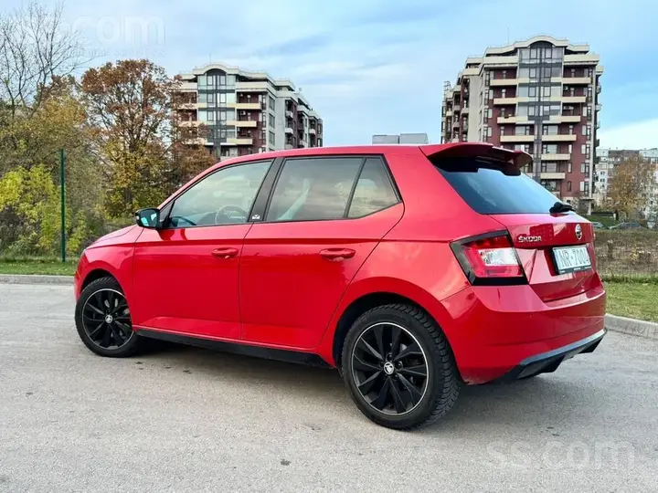 Skoda Fabia 2018 photo 4