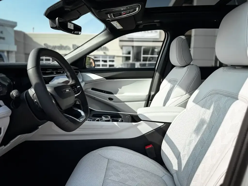 Jeep Cherokee 2026 photo 4