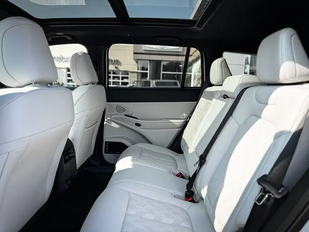Jeep Cherokee 2026 photo 5