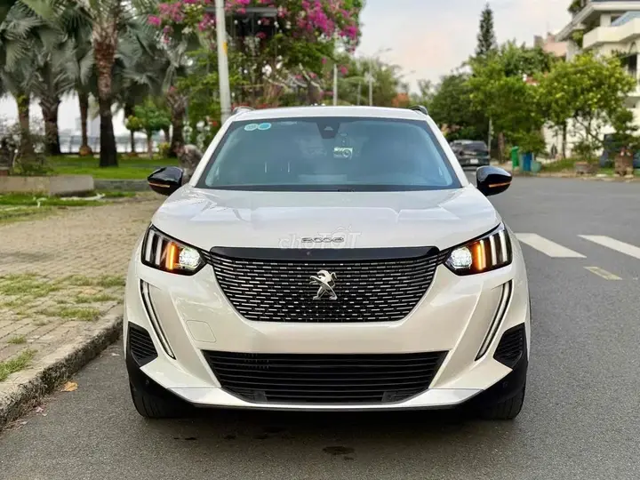 Peugeot 2008 2023 photo 3