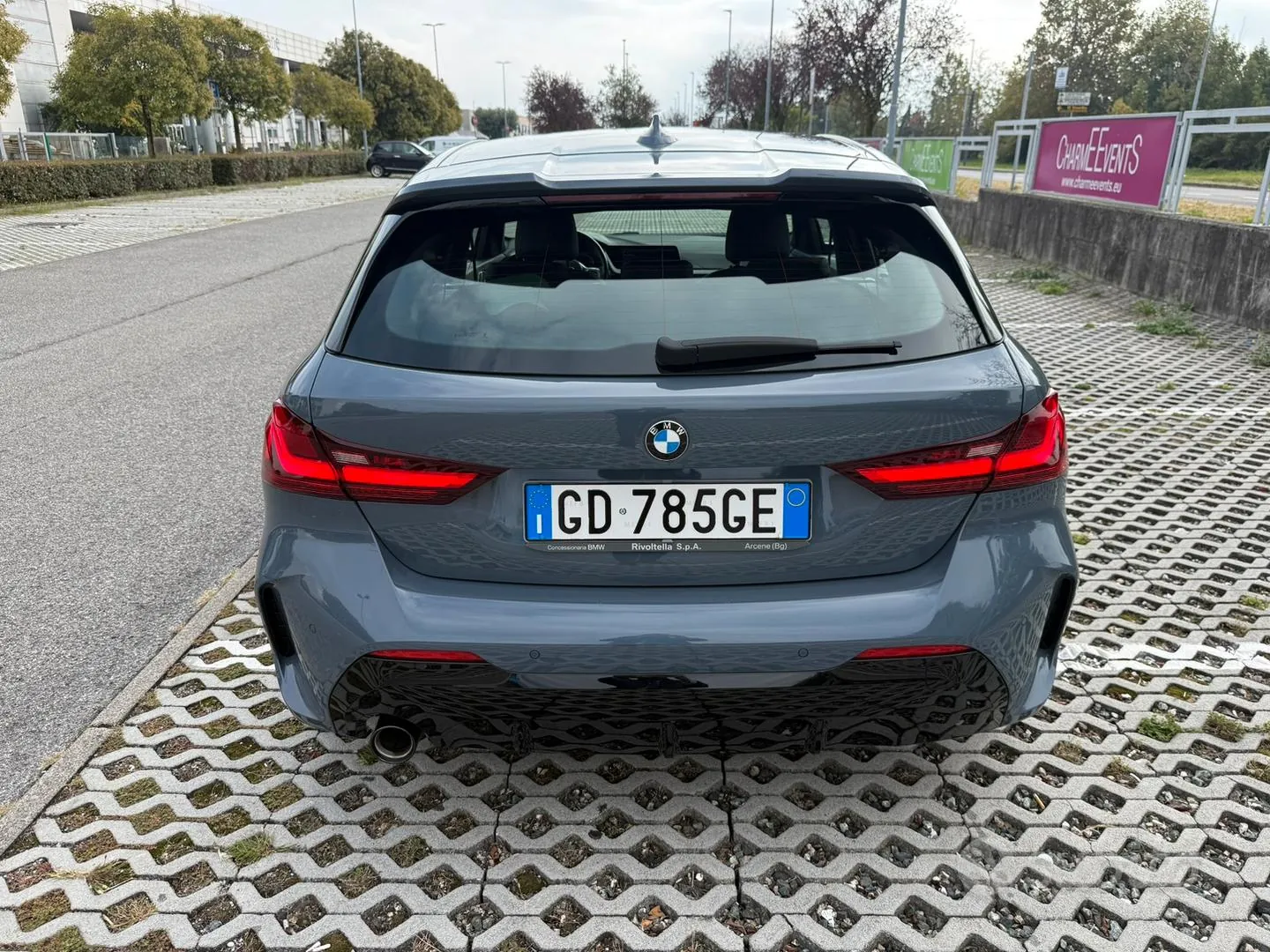 BMW 116D 2021 photo 2