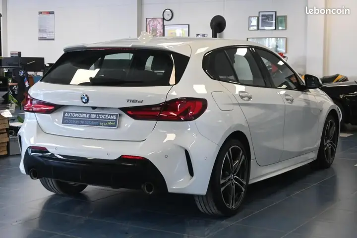 BMW 1 Series 2022 photo 4