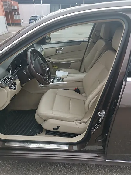 Mercedes-Benz E220 2016 photo 2