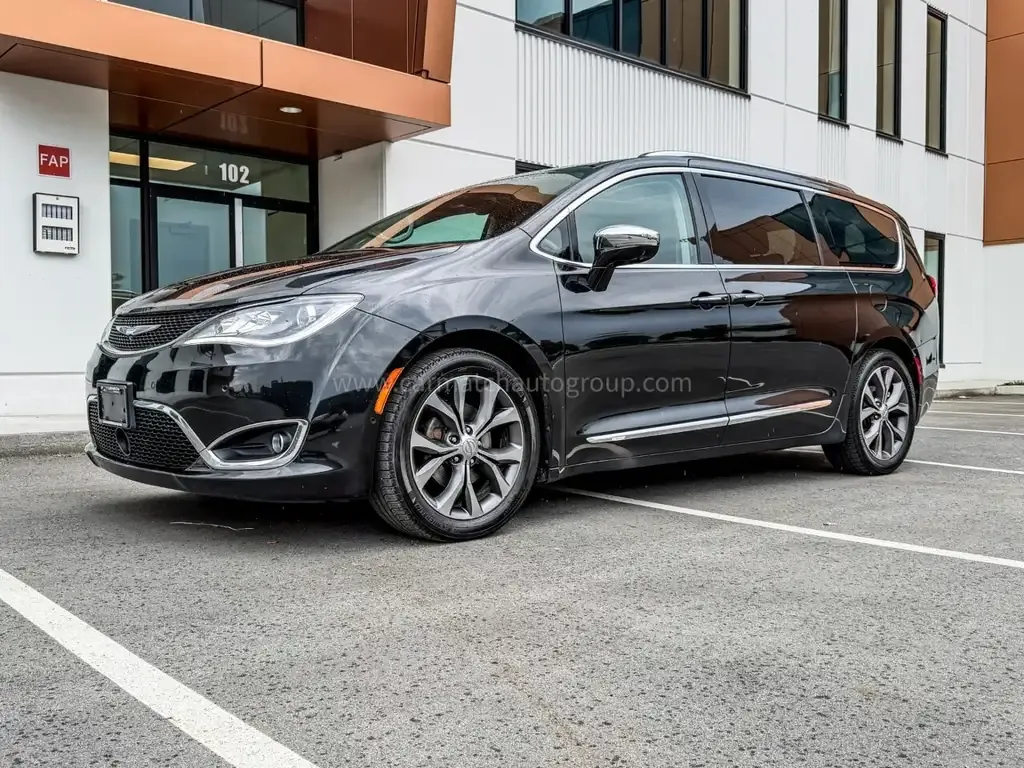 Chrysler Pacifica