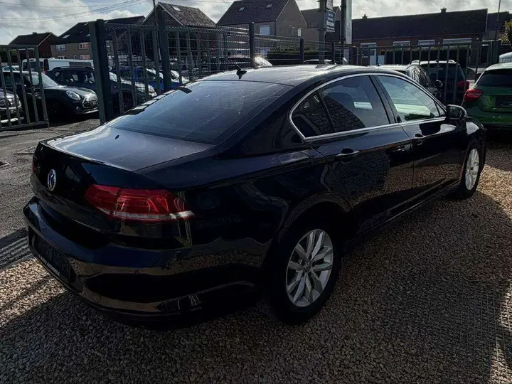 Volkswagen Passat 2018 photo 4