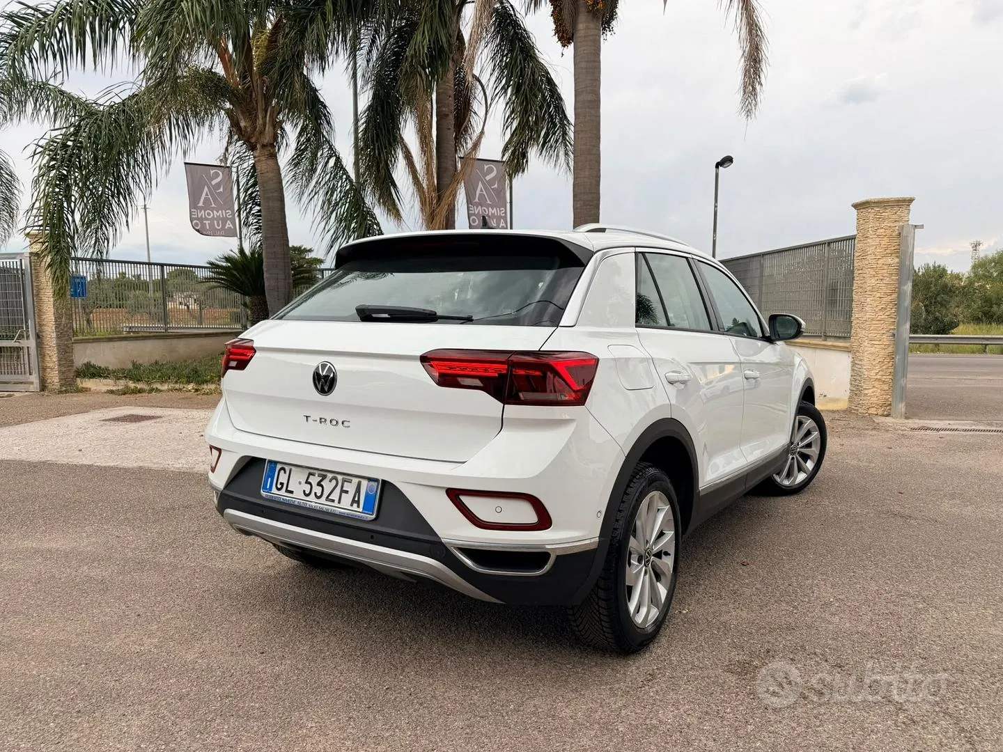 Volkswagen T-Roc 2022 photo 2