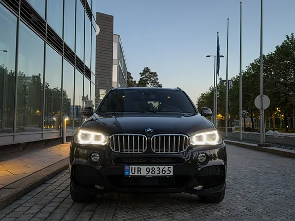 BMW X5 2017 photo 2