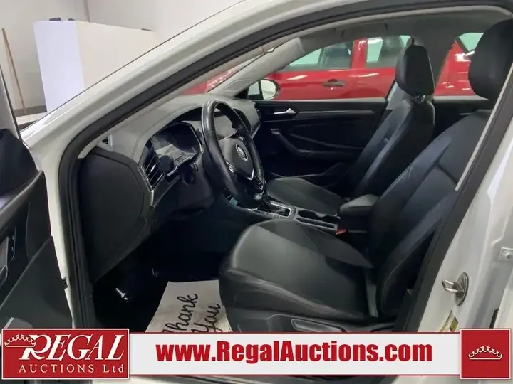 Volkswagen Jetta 2019 photo 5