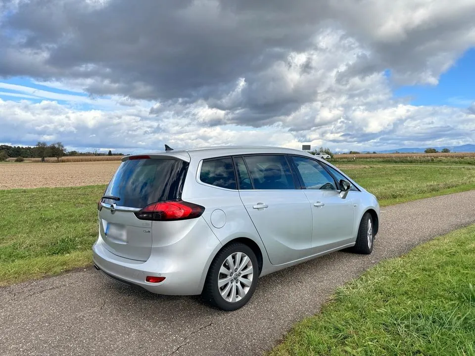 Opel Zafira Tourer