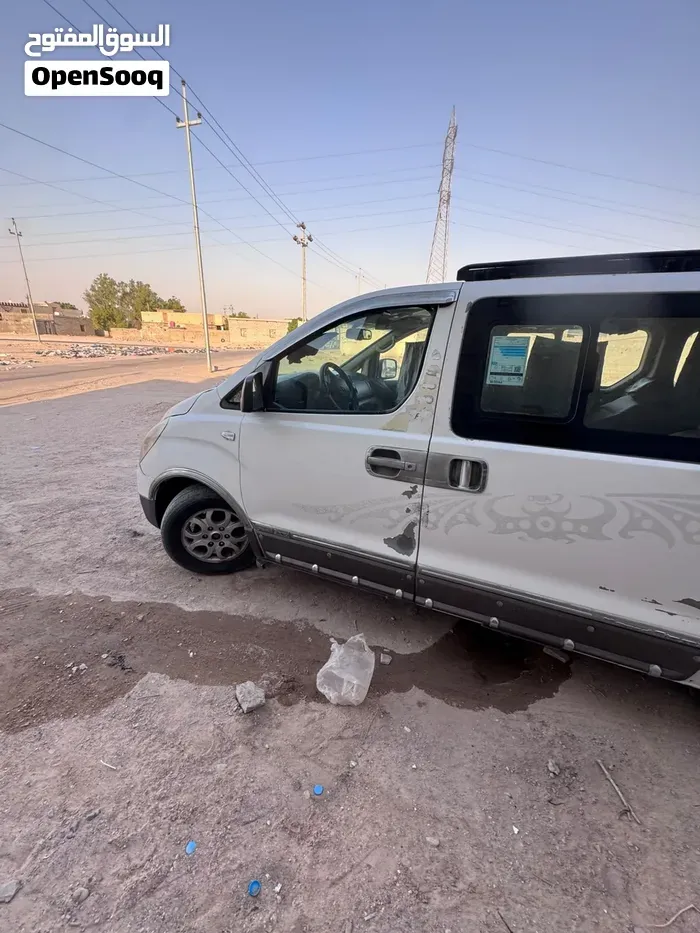 Hyundai Starex 2013 photo 2